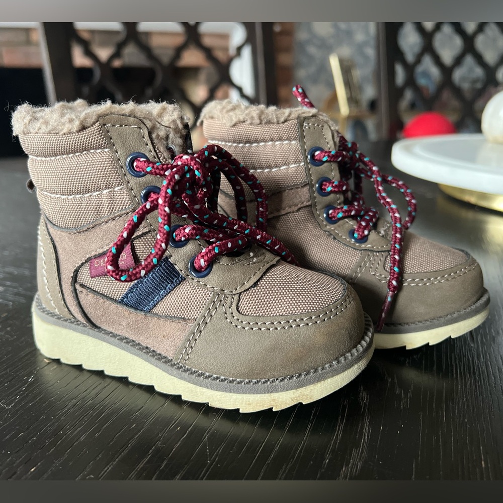 OshKosh fleece lined winter boots